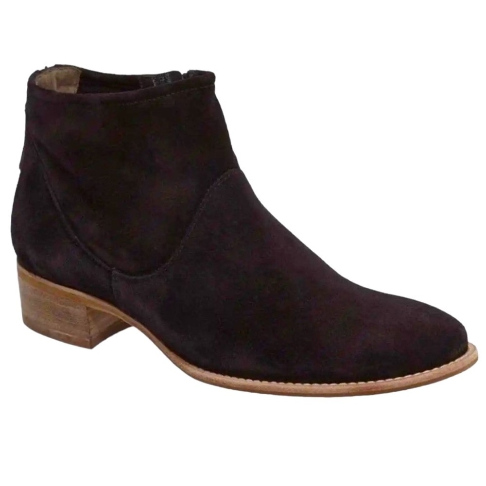 Paul Green Logan Bootie Suede Color Black Side Zipper Closure 1.25” Heel SZ 6